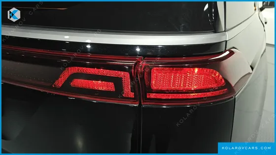 KIA CARNIVAL DIESEL 9-SEATER PRESTIGE
