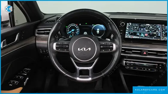 KIA K5 SIGNATURE