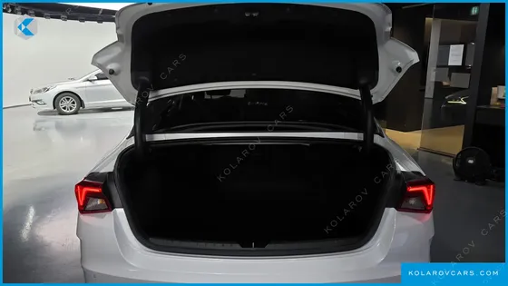 KIA K5 SIGNATURE