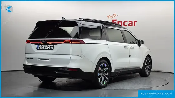 KIA CARNIVAL DIESEL 9-SEATER SIGNATURE