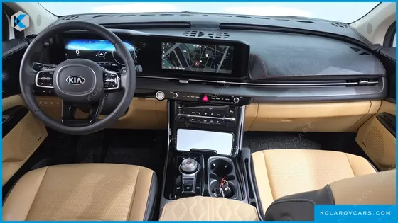 KIA CARNIVAL DIESEL 9-SEATER SIGNATURE