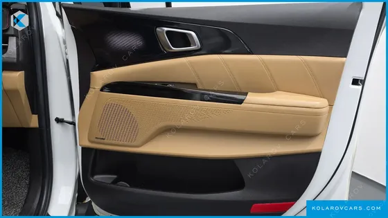 KIA CARNIVAL DIESEL 9-SEATER SIGNATURE