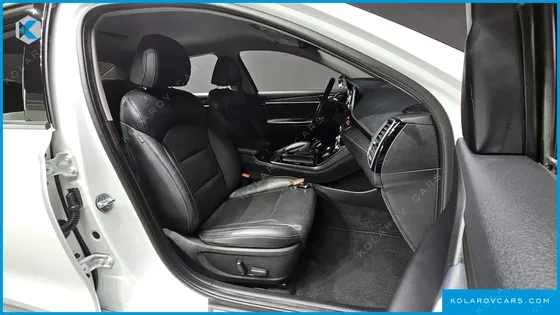 HYUNDAI GRANDEUR 2.4 PREMIUM