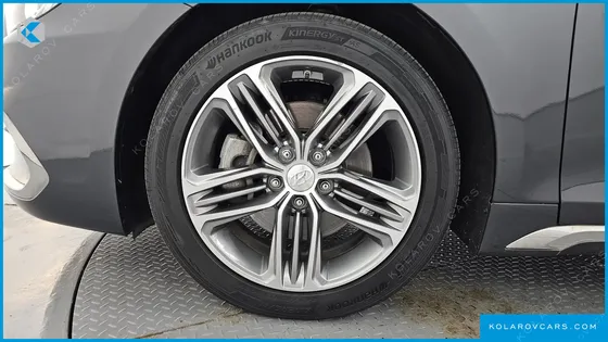 HYUNDAI GRANDEUR 3.0 LPI MODERN (RENTAL CAR)