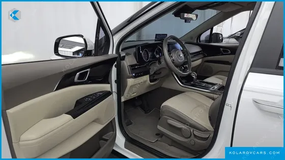 KIA CARNIVAL GASOLINE 9-SEATER PRESTIGE
