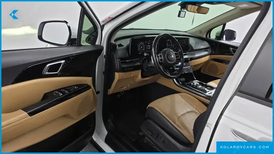 KIA CARNIVAL DIESEL 9-SEATER NOBLESSE