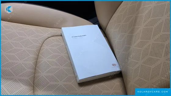 KIA CARNIVAL DIESEL 9-SEATER NOBLESSE
