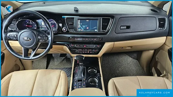 KIA CARNIVAL 9-SEATER HI-LIMOUSINE