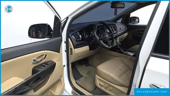 KIA CARNIVAL 9-SEATER HI-LIMOUSINE