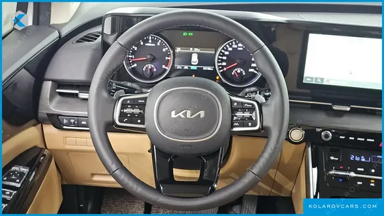 KIA CARNIVAL GASOLINE 9-SEATER NOBLESSE