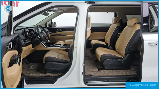 KIA CARNIVAL GASOLINE 9-SEATER NOBLESSE