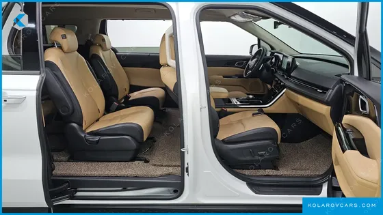 KIA CARNIVAL GASOLINE 9-SEATER NOBLESSE