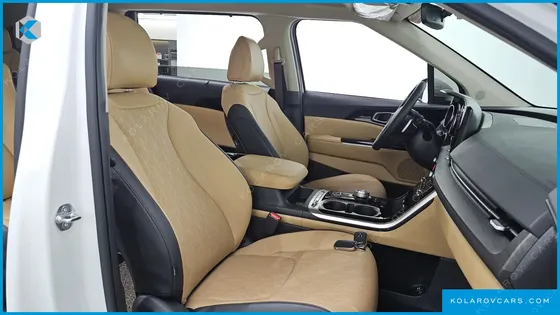 KIA CARNIVAL GASOLINE 9-SEATER NOBLESSE