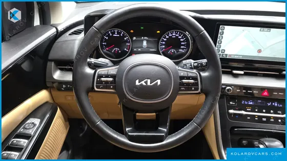 KIA CARNIVAL GASOLINE 9-SEATER PRESTIGE