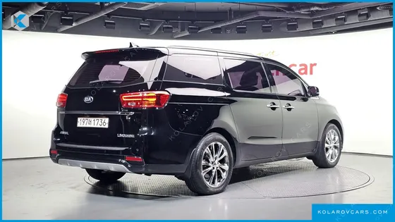KIA CARNIVAL GASOLINE 7-SEATER LIMOUSINE