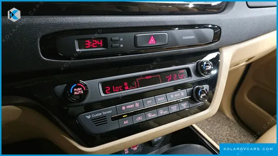 KIA CARNIVAL GASOLINE 7-SEATER LIMOUSINE