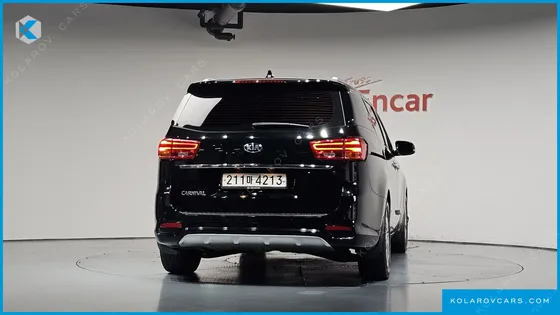 KIA CARNIVAL GASOLINE 9-SEATER NOBLESSE SPECIAL
