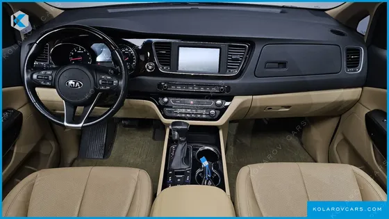 KIA CARNIVAL GASOLINE 9-SEATER NOBLESSE SPECIAL