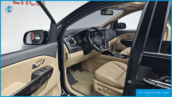 KIA CARNIVAL GASOLINE 9-SEATER NOBLESSE SPECIAL