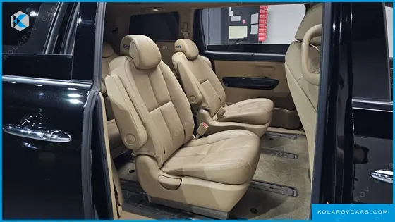 KIA CARNIVAL GASOLINE 9-SEATER NOBLESSE SPECIAL