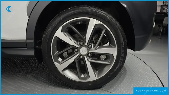 HYUNDAI KONA 1.6 TURBO 2WD