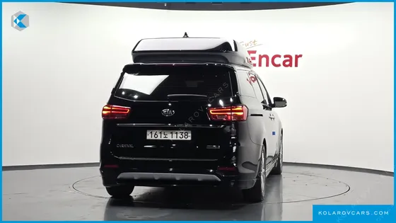 KIA CARNIVAL GASOLINE 9-SEATER HI-LIMOUSINE