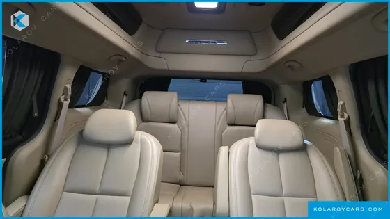 KIA CARNIVAL GASOLINE 9-SEATER HI-LIMOUSINE