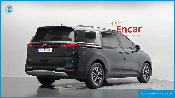 KIA CARNIVAL DIESEL 9-SEATER PRESTIGE
