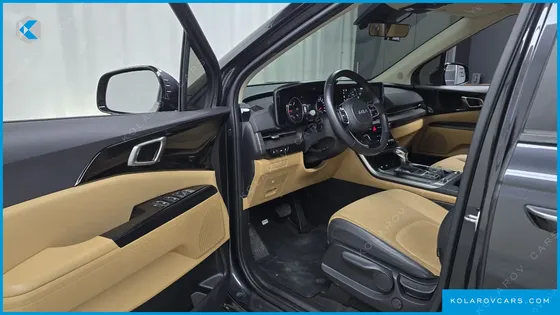 KIA CARNIVAL DIESEL 9-SEATER PRESTIGE