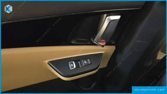 KIA CARNIVAL DIESEL 9-SEATER PRESTIGE