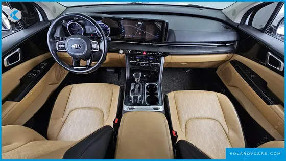 KIA CARNIVAL DIESEL 9-SEATER PRESTIGE