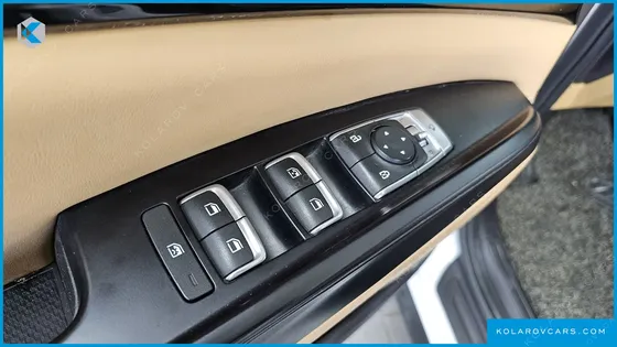 KIA CARNIVAL DIESEL 9-SEATER PRESTIGE
