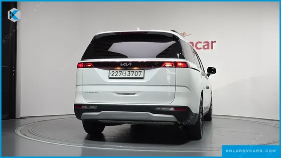 KIA CARNIVAL DIESEL 9-SEATER PRESTIGE