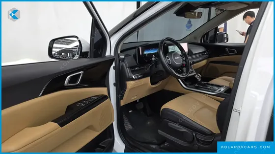 KIA CARNIVAL DIESEL 9-SEATER PRESTIGE