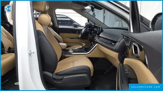 KIA CARNIVAL DIESEL 9-SEATER PRESTIGE