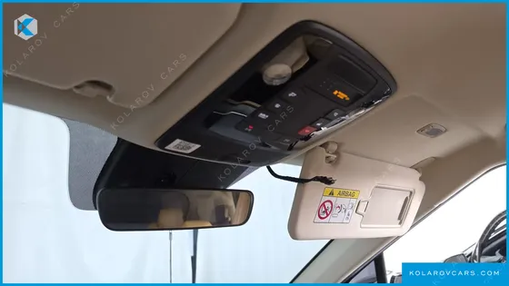 KIA CARNIVAL DIESEL 9-SEATER PRESTIGE