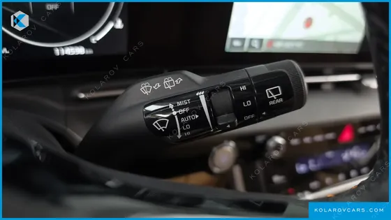 KIA CARNIVAL DIESEL 9-SEATER PRESTIGE