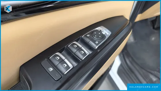 KIA CARNIVAL DIESEL 9-SEATER PRESTIGE