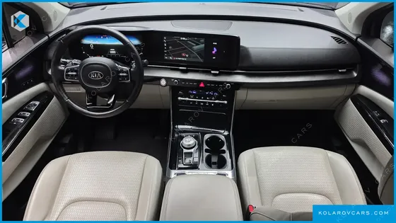 KIA CARNIVAL GASOLINE 7-SEATER SIGNATURE
