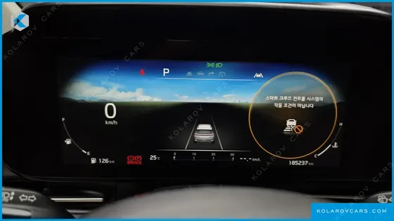 KIA CARNIVAL GASOLINE 7-SEATER SIGNATURE