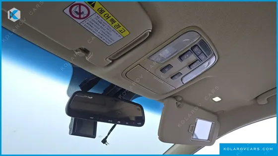 KIA CARNIVAL GASOLINE 7-SEATER HI-LIMOUSINE