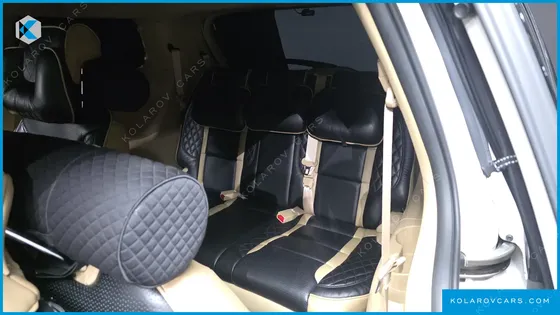 KIA CARNIVAL 9-SEATER HI-LIMOUSINE