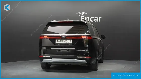 KIA CARNIVAL GASOLINE 7-SEATER SIGNATURE