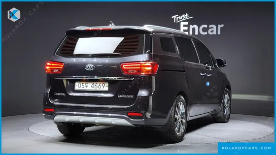 KIA CARNIVAL 7-SEATER LIMOUSINE