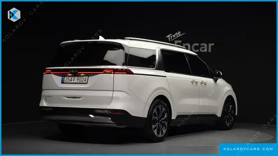 KIA CARNIVAL DIESEL 7-SEATER SIGNATURE