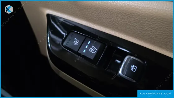 KIA CARNIVAL DIESEL 7-SEATER SIGNATURE