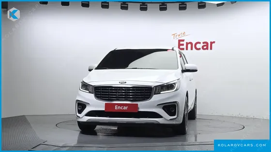 KIA CARNIVAL 9-SEATER LUXURY