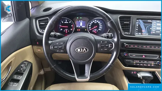 KIA CARNIVAL 9-SEATER LUXURY