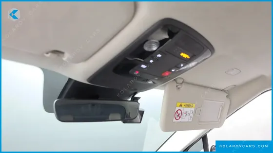 KIA CARNIVAL DIESEL 9-SEATER SIGNATURE