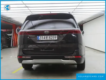 KIA CARNIVAL GASOLINE 9-SEATER NOBLESSE